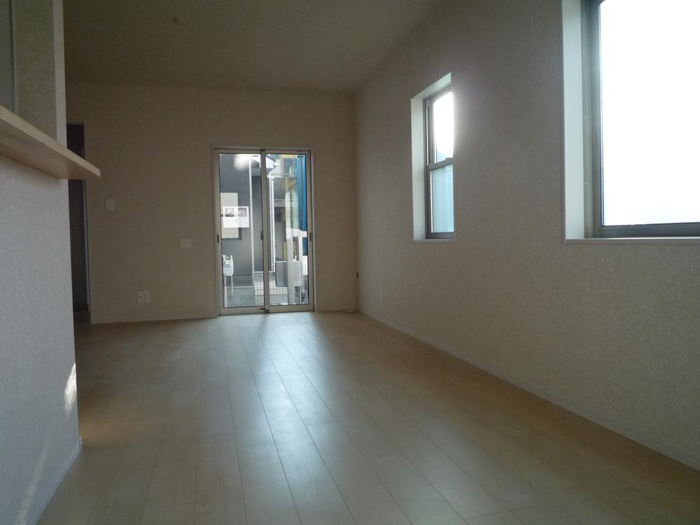 Living. 1 Building room (12 May 2013) Shooting