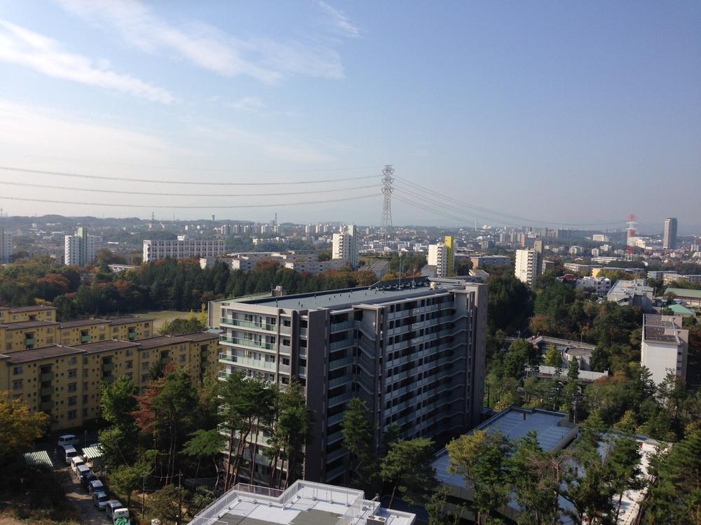 View photos from the dwelling unit. 2 along the line more accessible 						 / 							Fiscal year Available 						 / 							See the mountain 						 / 							Facing south 						 / 							System kitchen 						 / 							Bathroom Dryer 						 / 							Yang per good 						 / 							Share facility enhancement 						 / 							All room storage 						 / 							A quiet residential area 						 / 							High floor 						 / 							Mist sauna 						 / 							Washbasin with shower 						 / 							Face-to-face kitchen 						 / 							Security enhancement 						 / 							Self-propelled parking 						 / 							Barrier-free 						 / 							South balcony 						 / 							Bicycle-parking space 						 / 							Elevator 						 / 							Otobasu 						 / 							High speed Internet correspondence 						 / 							Warm water washing toilet seat 						 / 							The window in the bathroom 						 / 							TV monitor interphone 						 / 							Leafy residential area 						 / 							Ventilation good 						 / 							Good view 						 / 							water filter 						 / 							Storeroom 						 / 							Pets Negotiable 						 / 							Located on a hill 						 / 							Floor heating 						 / 							Delivery Box 						 / 							Kids Room ・ nursery