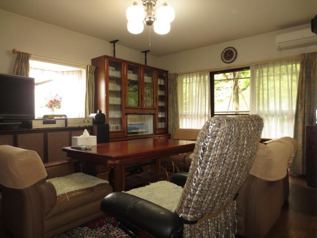 Living. Good living dining of per yang of two planes lighting.