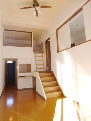 Living and room. Amazing day is also good, Beautiful is living