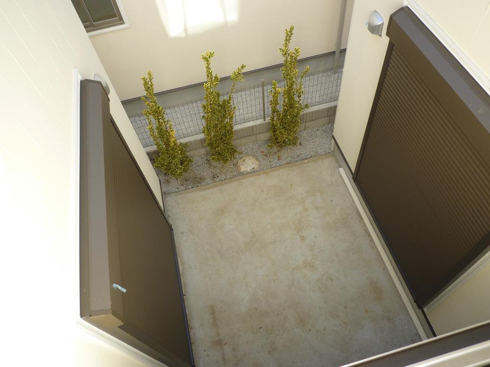 Garden. Building 3 ・ courtyard