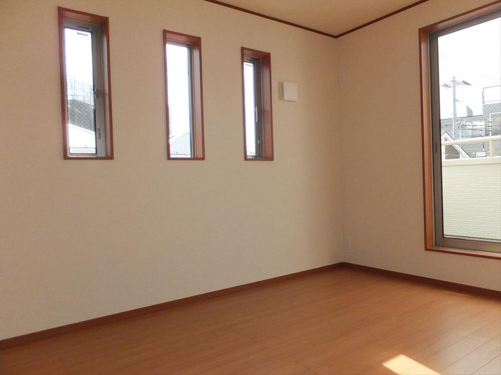 Non-living room. Indoor (11 May 2013) Shooting