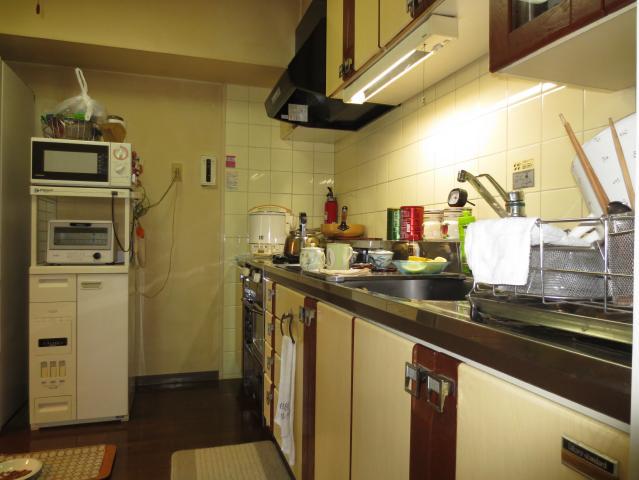 Kitchen. Although sale is a kitchen from the beginning, It is polite to your.