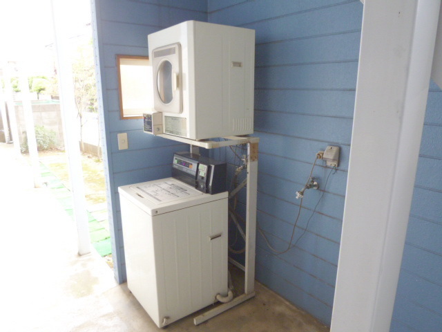 Other common areas. Share is a space