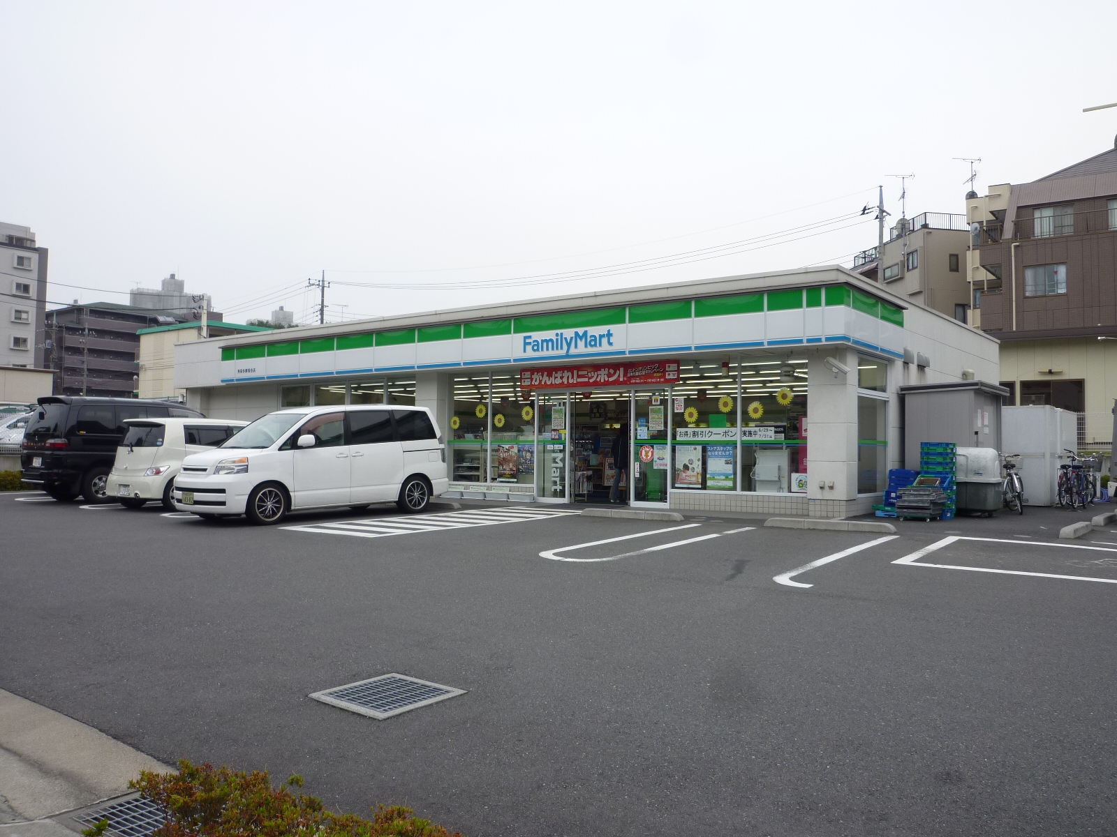Convenience store. FamilyMart Yoshie Tama Ochiai store up (convenience store) 151m