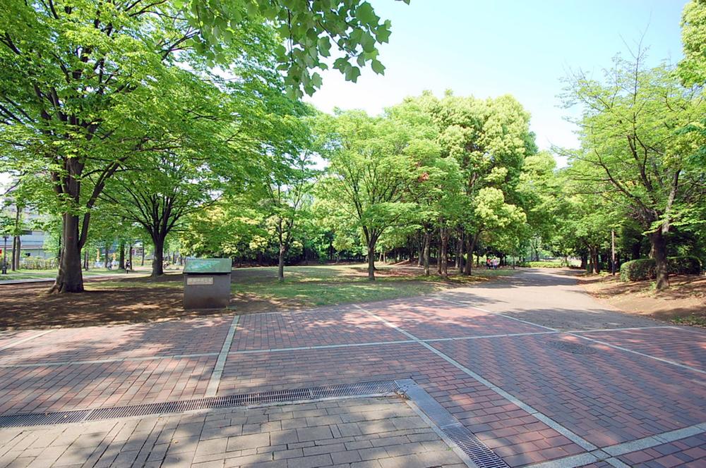 park. 1132m to Ichinomiya park