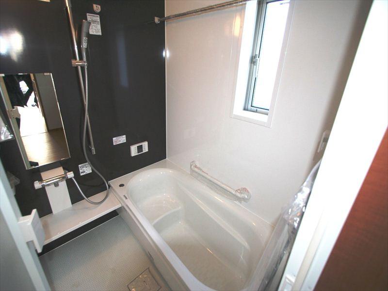 Same specifications photo (bathroom). Same specifications