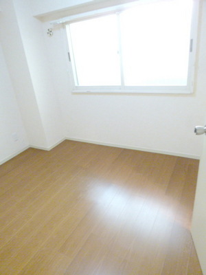 Other room space. Western style room