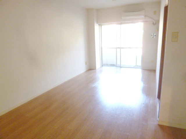 Living and room. Western style room