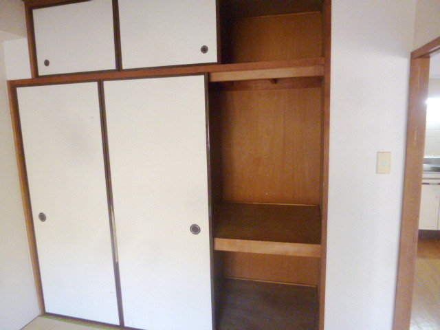 Receipt. Plenty of storage