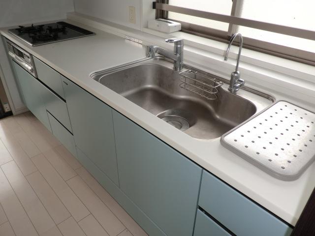 Kitchen. There is a window in the kitchen