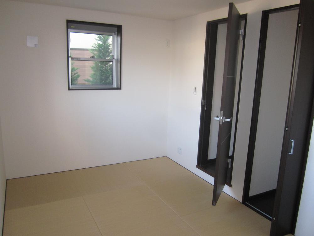 Non-living room. Japanese style room