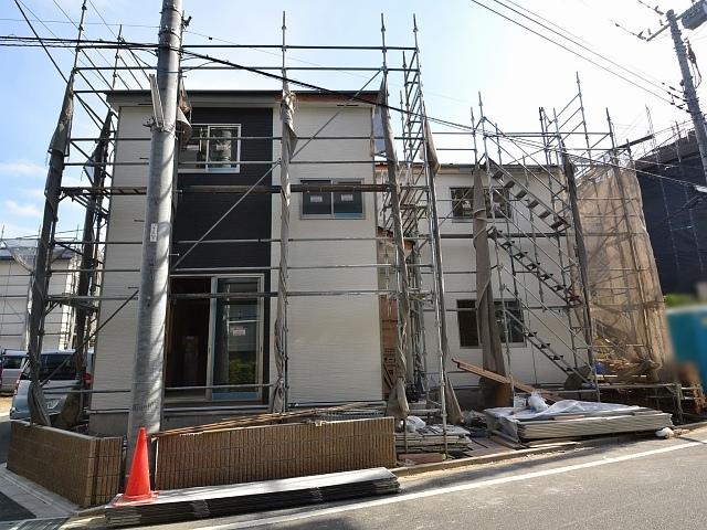 Local appearance photo. During construction