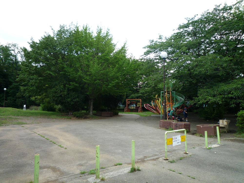 park. 742m to Wada park