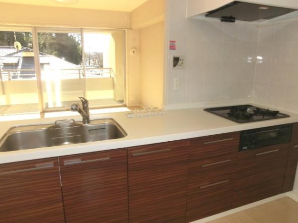 Same specifications photo (kitchen)
