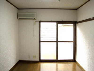 Living and room. Bright Western-style