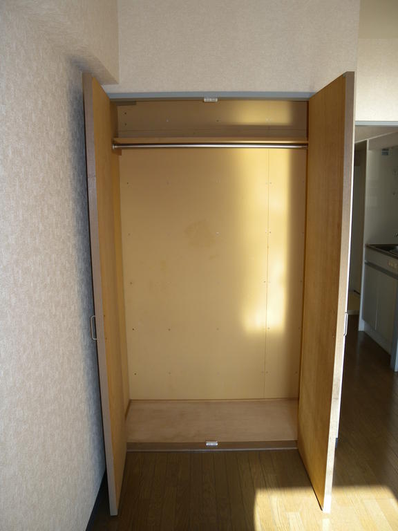 Receipt. Closet type