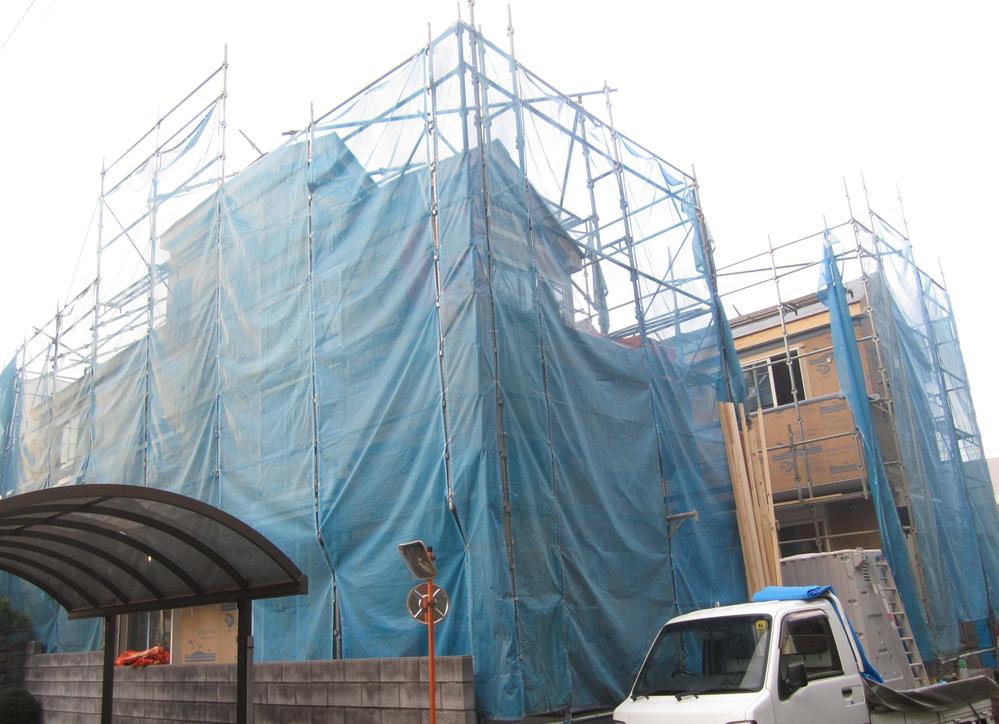 Local appearance photo. Local (12 May 2013) Shooting