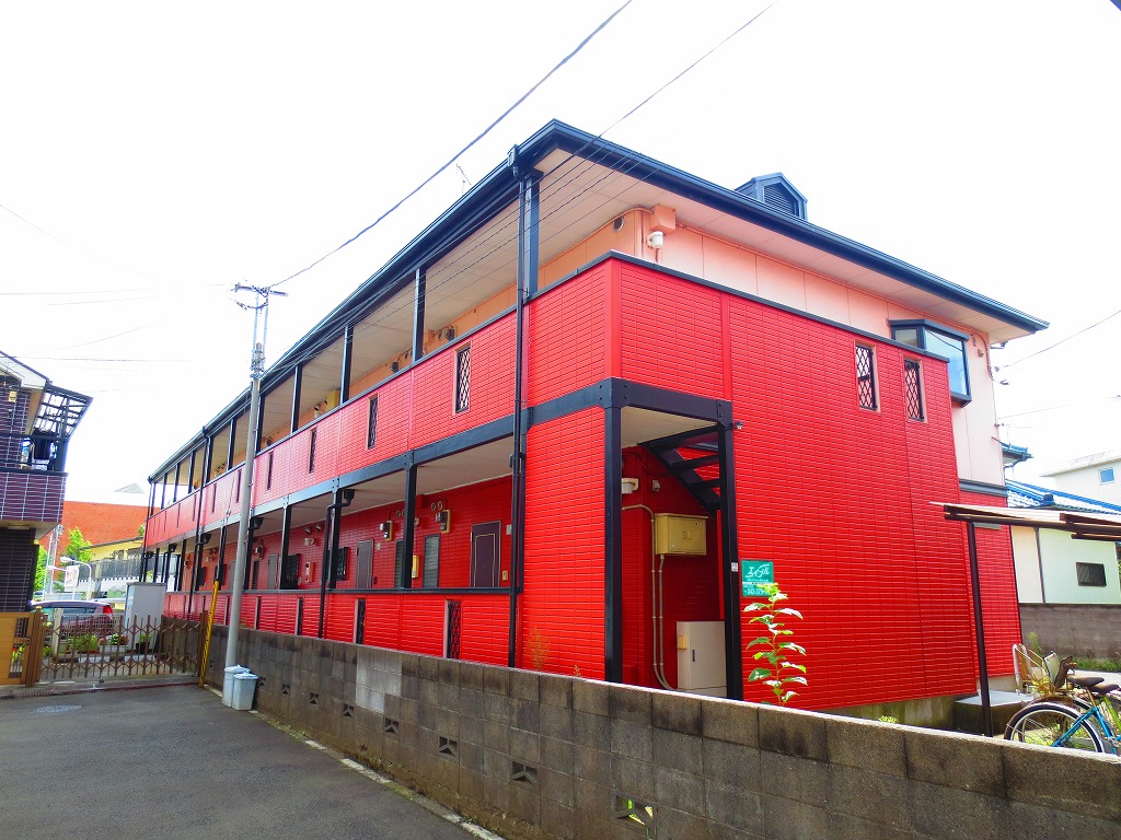 Building appearance. There bicycle parking space ☆ 