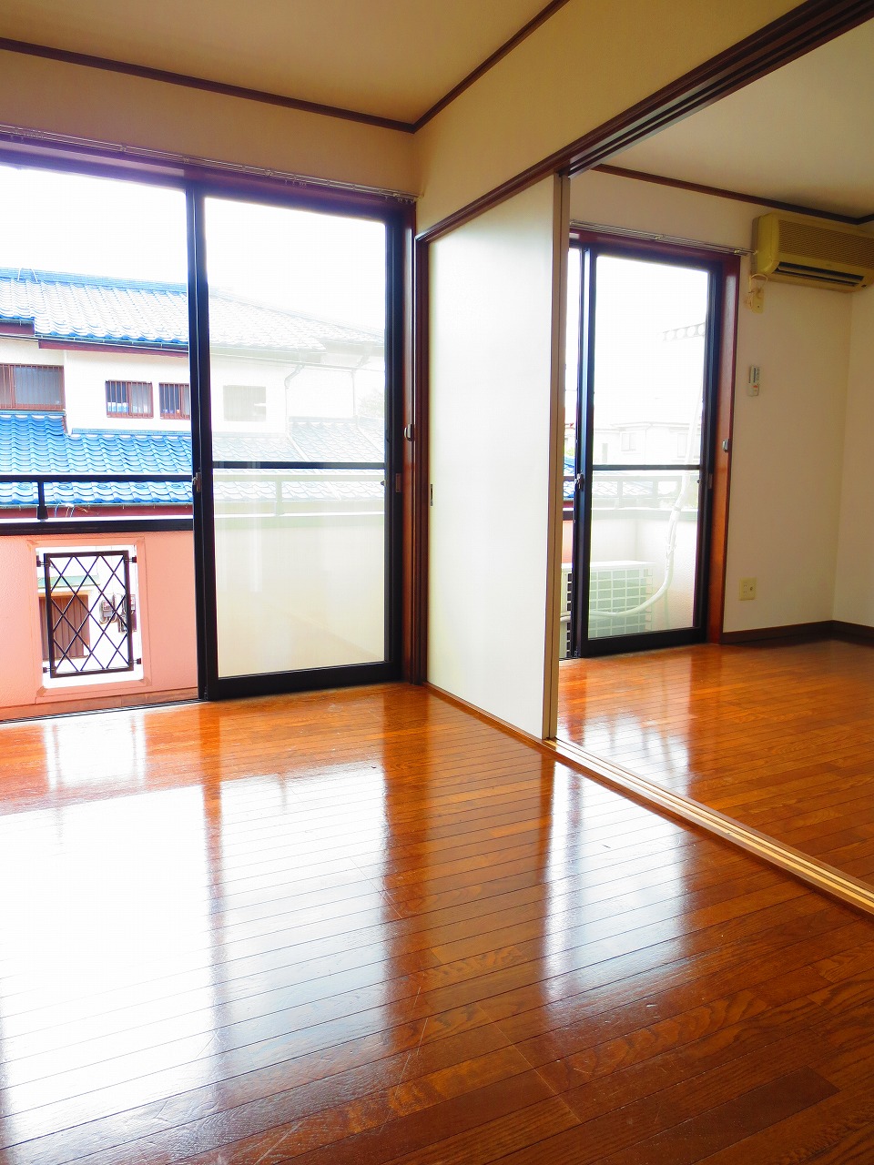 Living and room. Popular All flooring