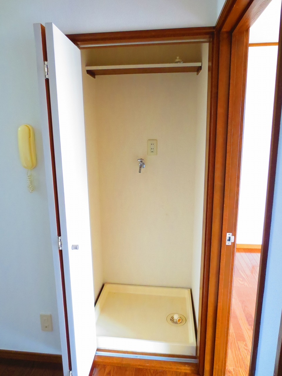 Other Equipment. Waterproof bread with Washing machine in the room