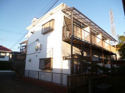 Building appearance. Day is also good