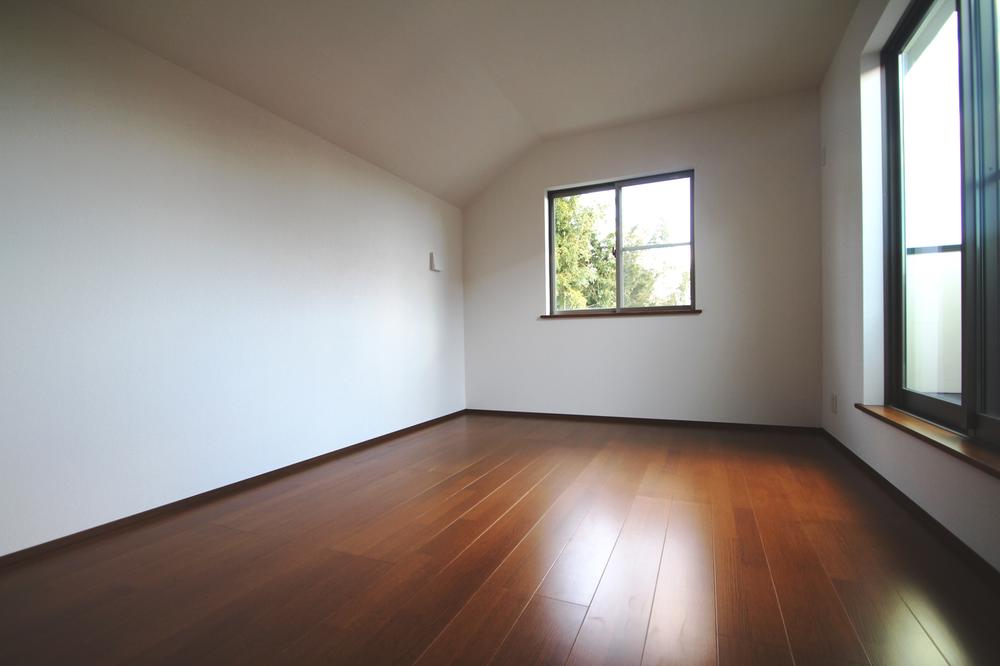 Non-living room. Local (12 May 2013) Shooting