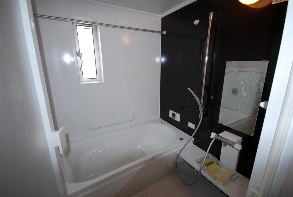 Bathroom. Indoor (12 May 2013) Shooting