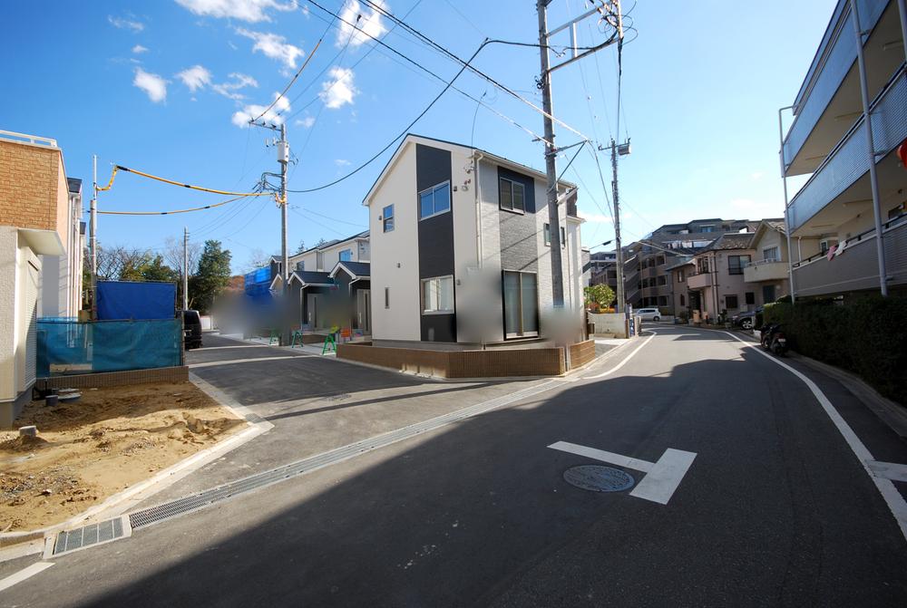 Local photos, including front road. Appearance (12 May 2013) Shooting