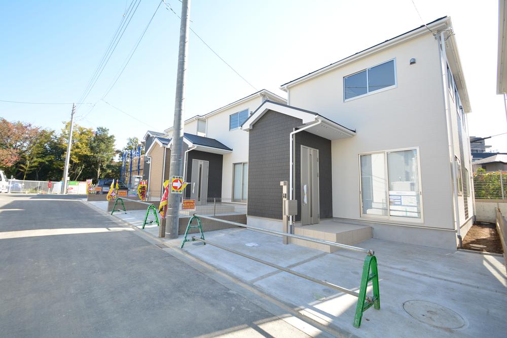 Local appearance photo. Living environment is good in this sale 6 buildings new residential area ☆