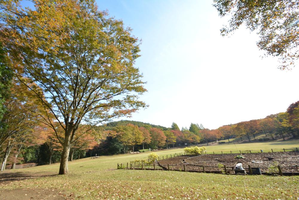 Other. Large Yato park, which is also a pond and playground equipment can be enjoyed children ☆