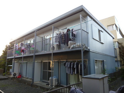 Building appearance. Residential area it is quiet