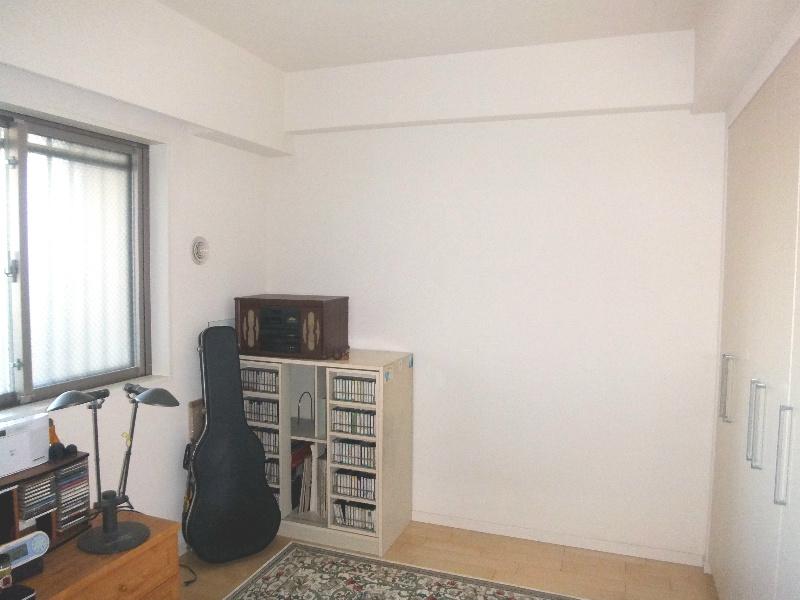 Other. Western-style 2