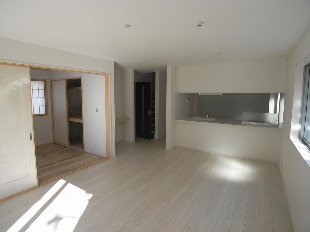 Living. Indoor (11 May 2013) Shooting