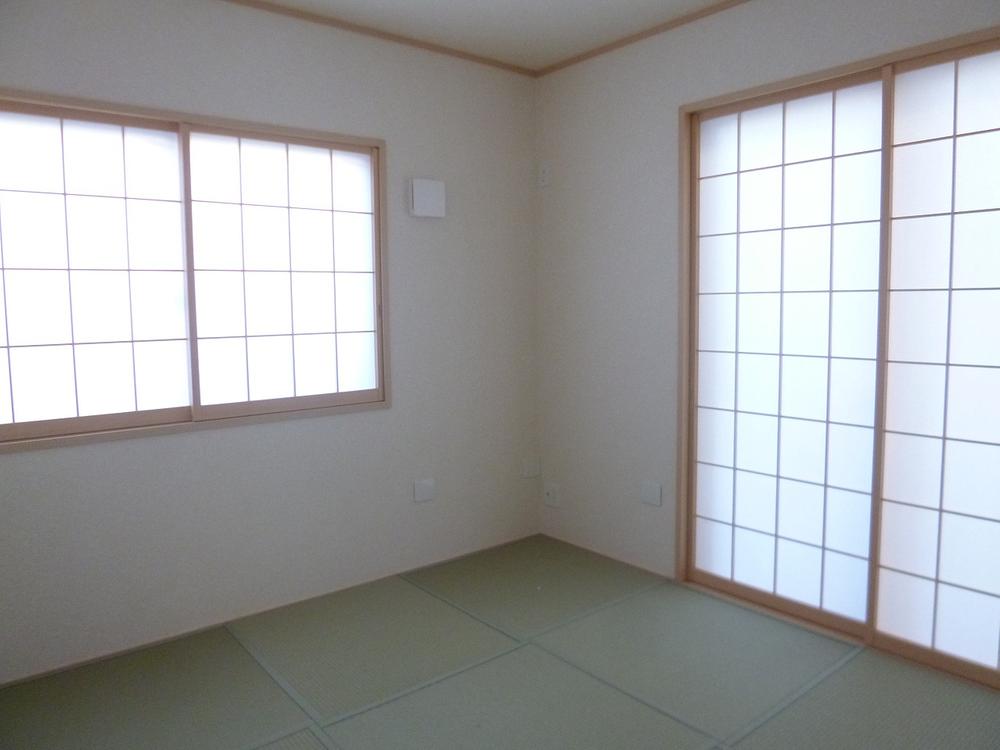 Non-living room. 1 Building (December 2013) Shooting