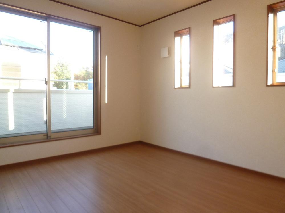 Non-living room. 1 Building (December 2013) Shooting