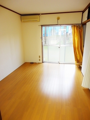 Living and room. Beautiful rooms