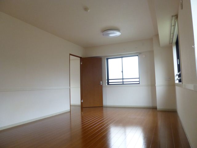 Living and room. ◇ is like a Western-style, such as the dining at 13.7 quires ◇