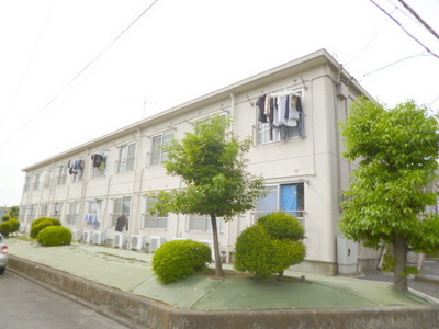 Building appearance. Precast Concrete