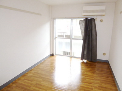 Living and room. Bright Western-style