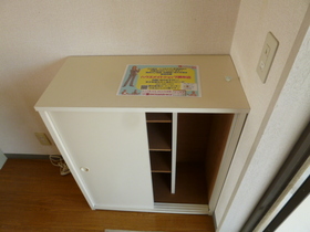 Entrance. Signing bonus 100,000 yen pack campaign Property