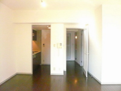 Other room space. All flooring