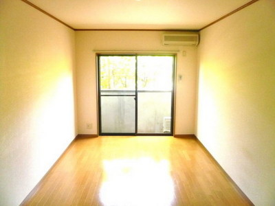 Other room space. 7.8 Pledge Western-style