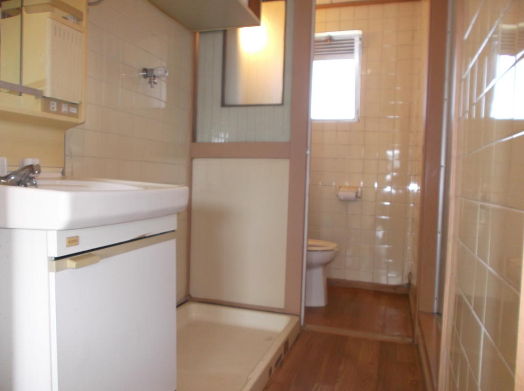 Living and room. living ・ Western-style spacious available