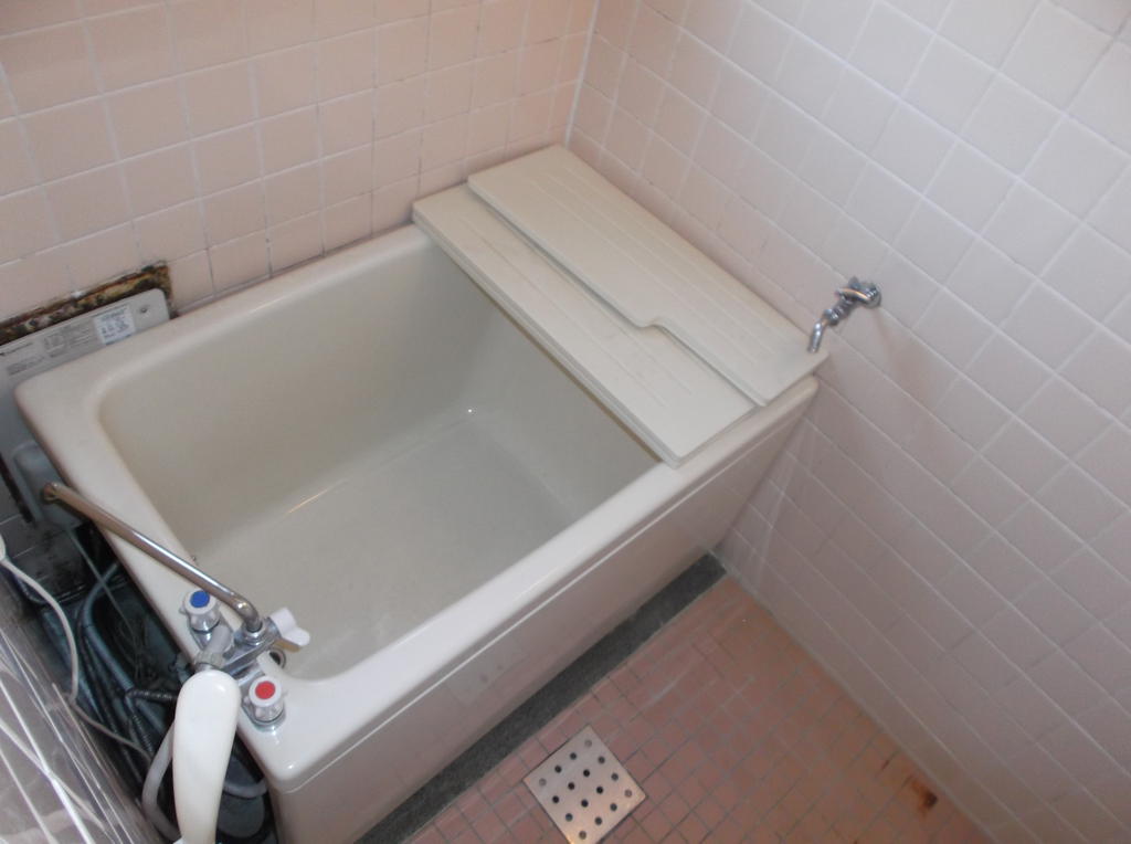 Bath. There reheating function