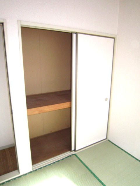 Receipt. Easy-to-use two-stage storage