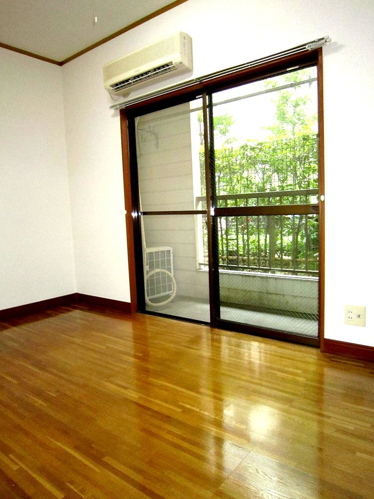 Living and room. Air-conditioned