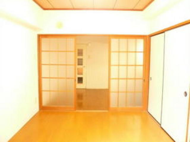 Living and room. Easy-to-use floor plan