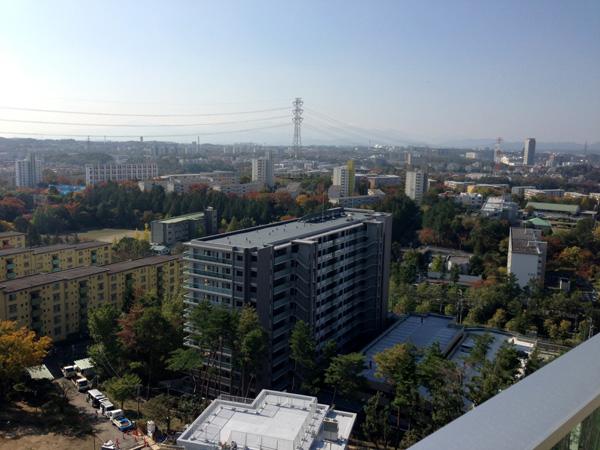 View photos from the dwelling unit. Not applied view is the other building, It overlooks far. View from the site (November 2013) Shooting