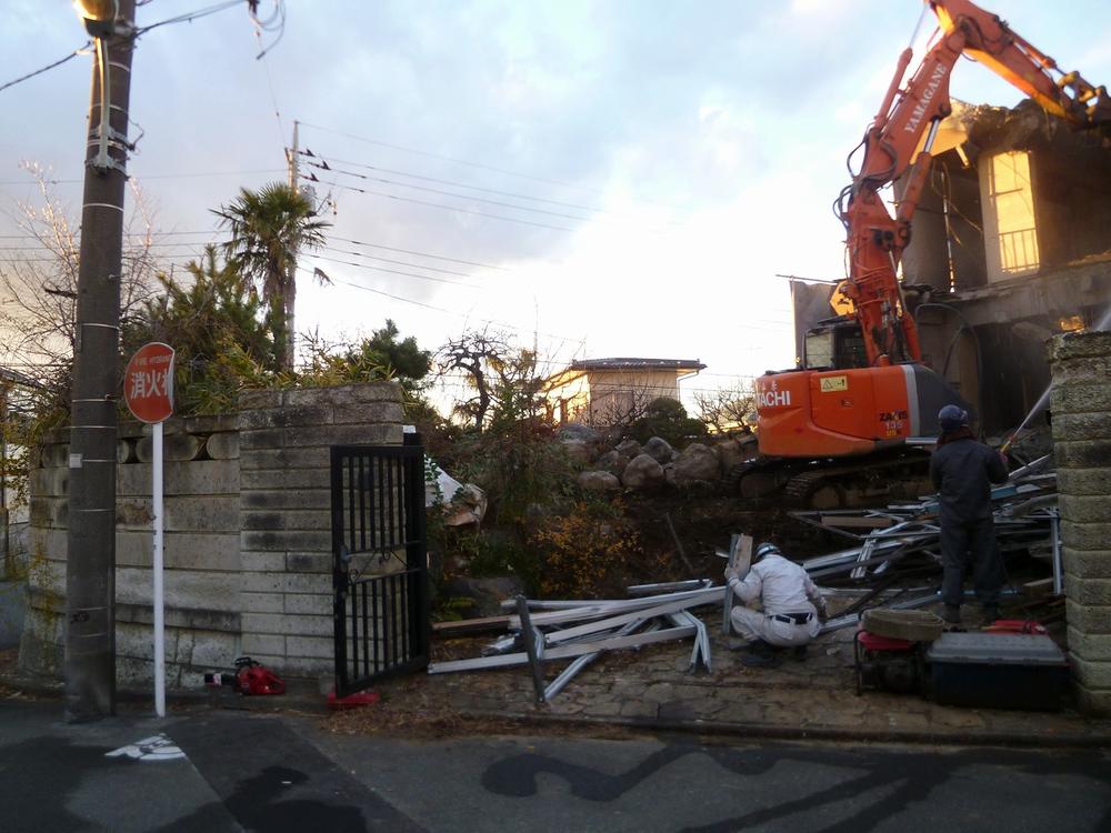 Local land photo. Local (12 May 2013) Shooting